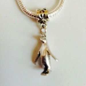 “PENGUIN” Sterling Silver Plated Dangling Charm For European Charm Bracelets